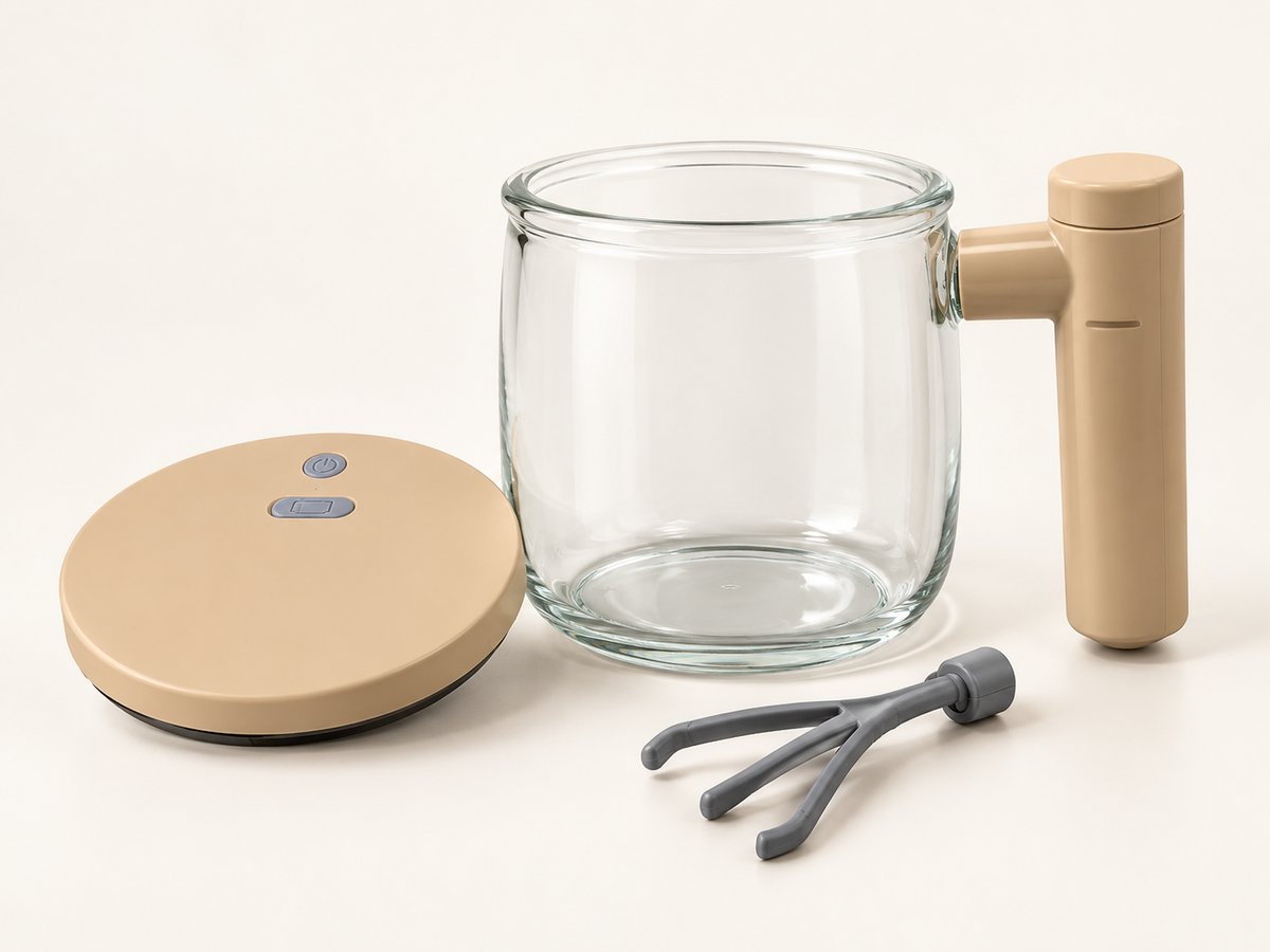 Self-Stirring Mixing Cup